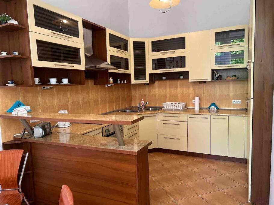 Grodzka / Apartment With Balcony Krakow Exterior photo